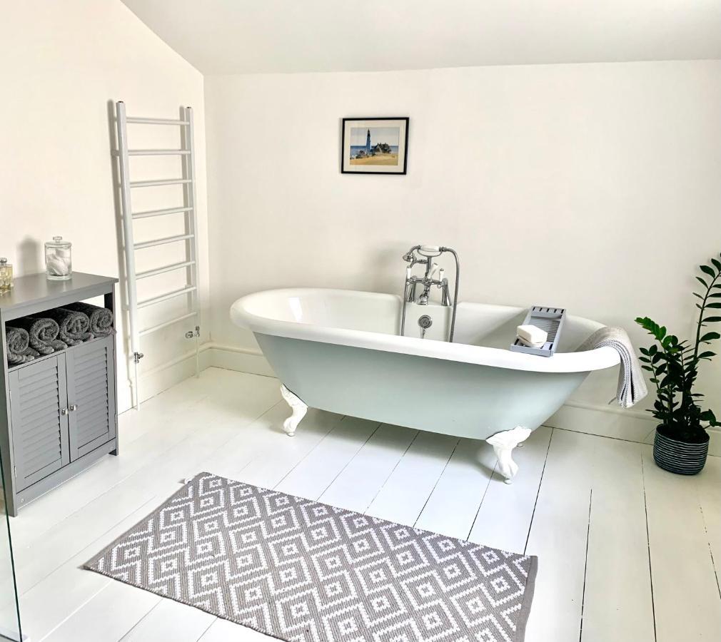 Lovely 3 Bed House In The Heart Of צ'לטנהם מראה חיצוני תמונה